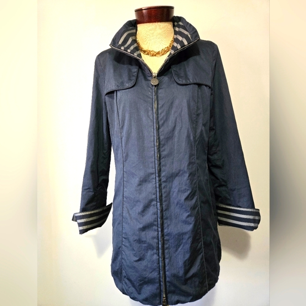 CREENSTONE DENMARK Navy Blue Jacket with Hidden Hood, Silver Lining. Size 38/Med